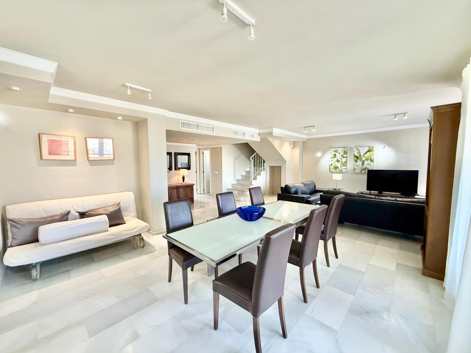 Penthouse Golden Mile Seaviews With Paddle Court - Eaw Homes * Marbella